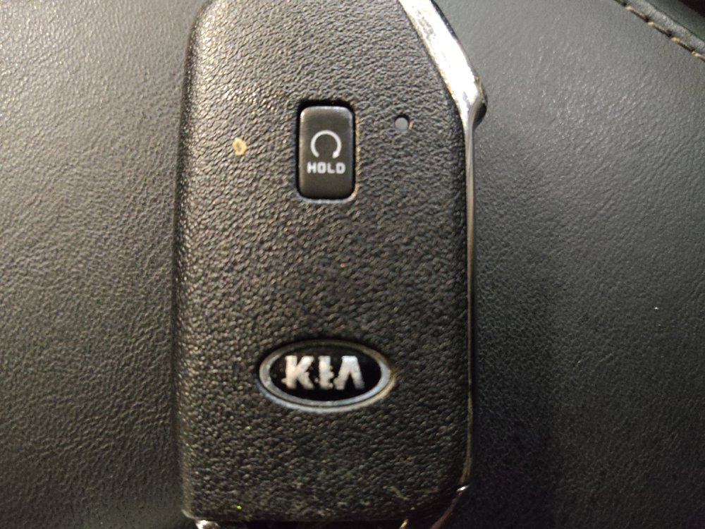 Used 2021 Kia Telluride LX FWD image 32