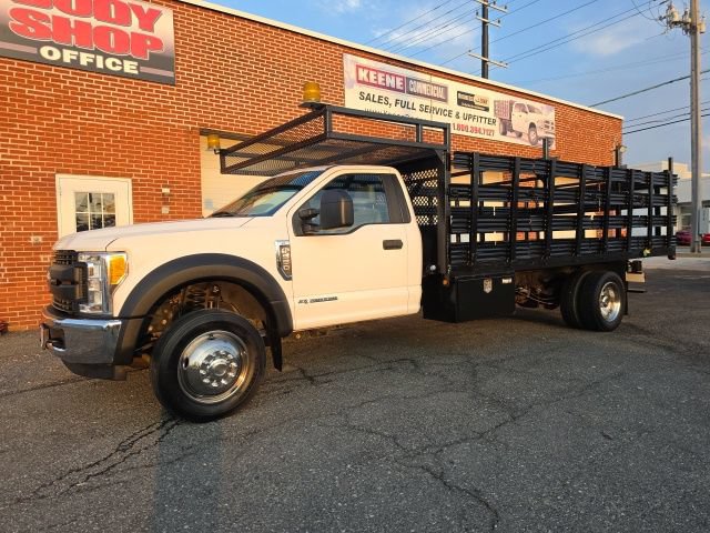 Used 2017 Ford F550 2WD Regular Cab Super Duty image 5