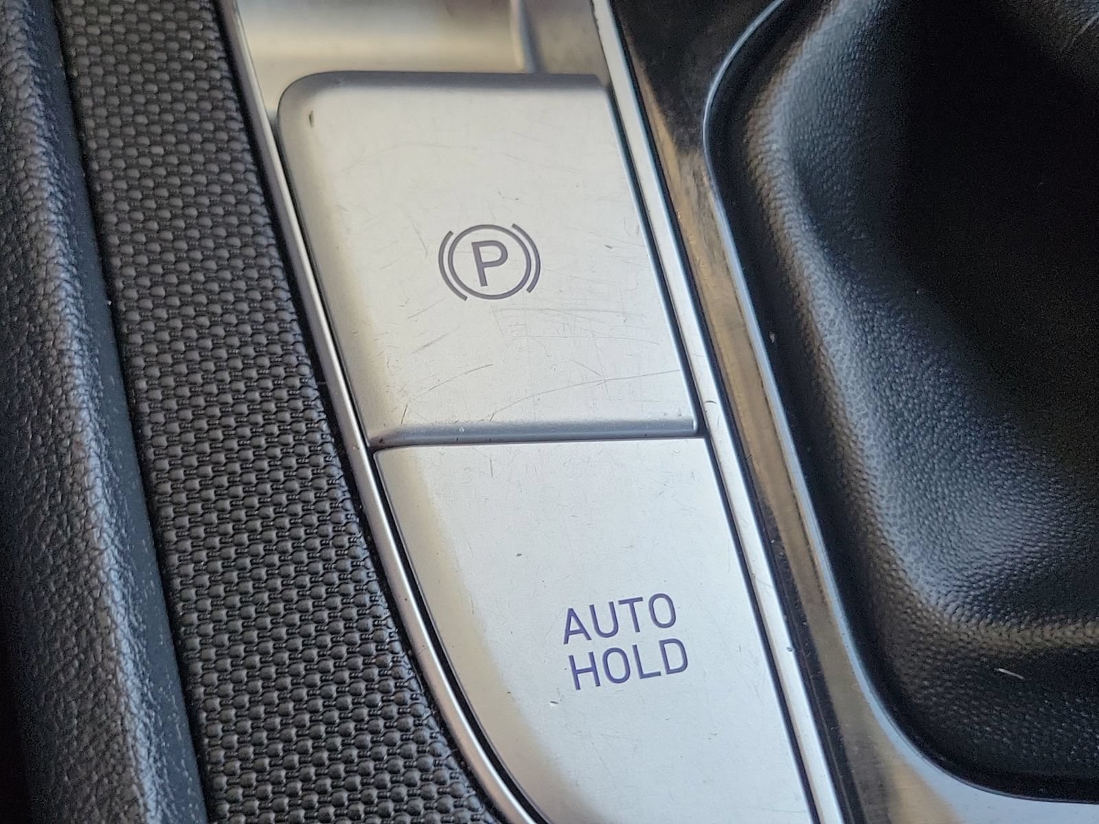 Used 2023 Hyundai Elantra SEL w/ Convenience Package FWD image 18
