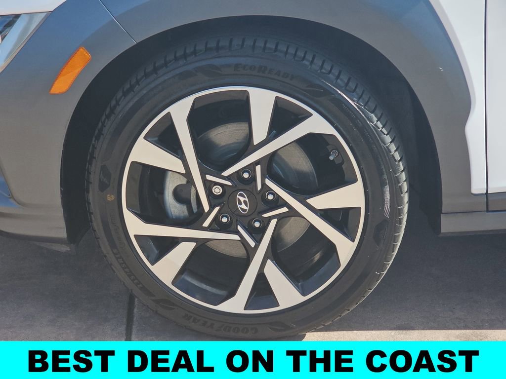 Used 2022 Hyundai Kona Limited image 36