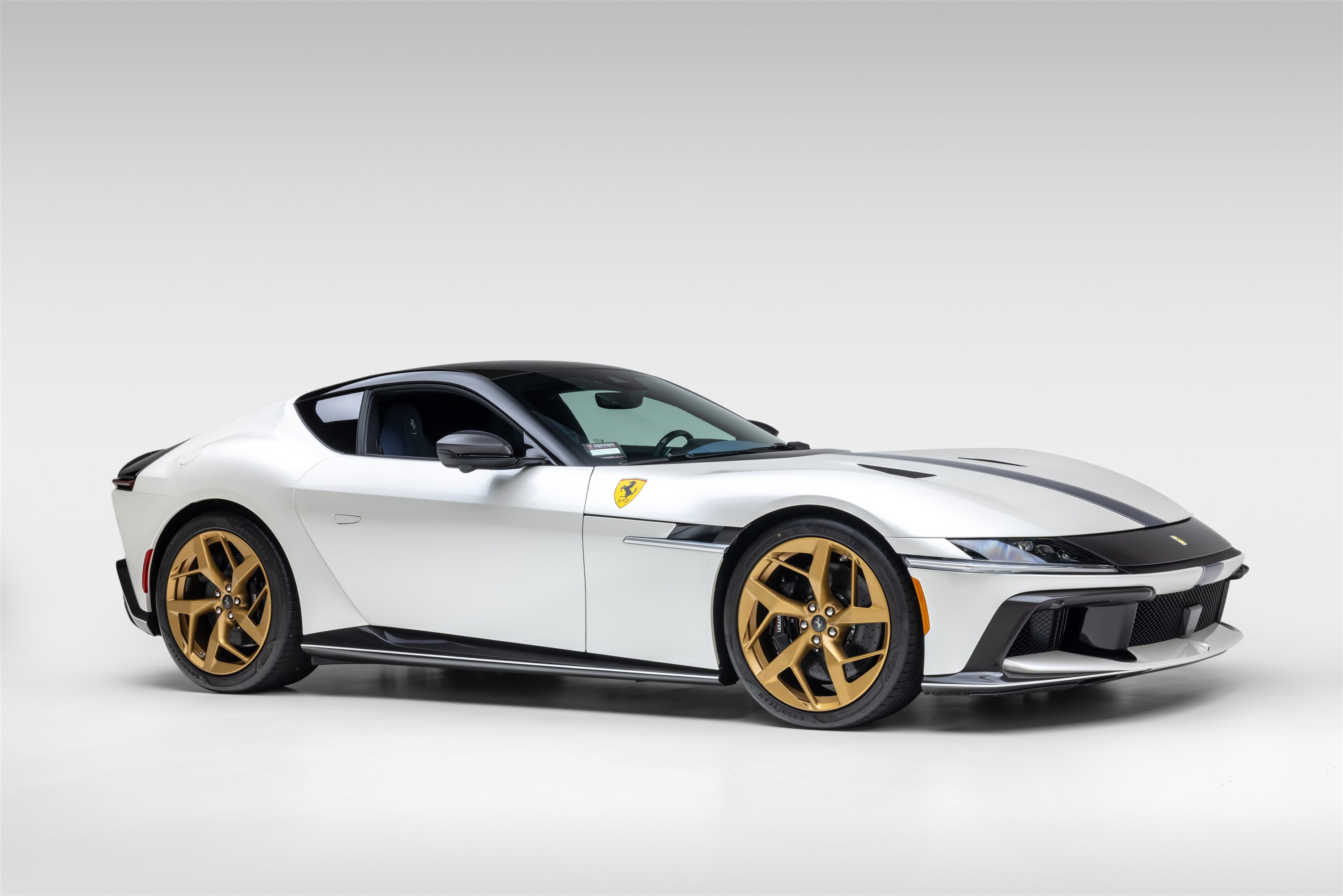 Used 2025 Ferrari 12Cilindri RWD image 7