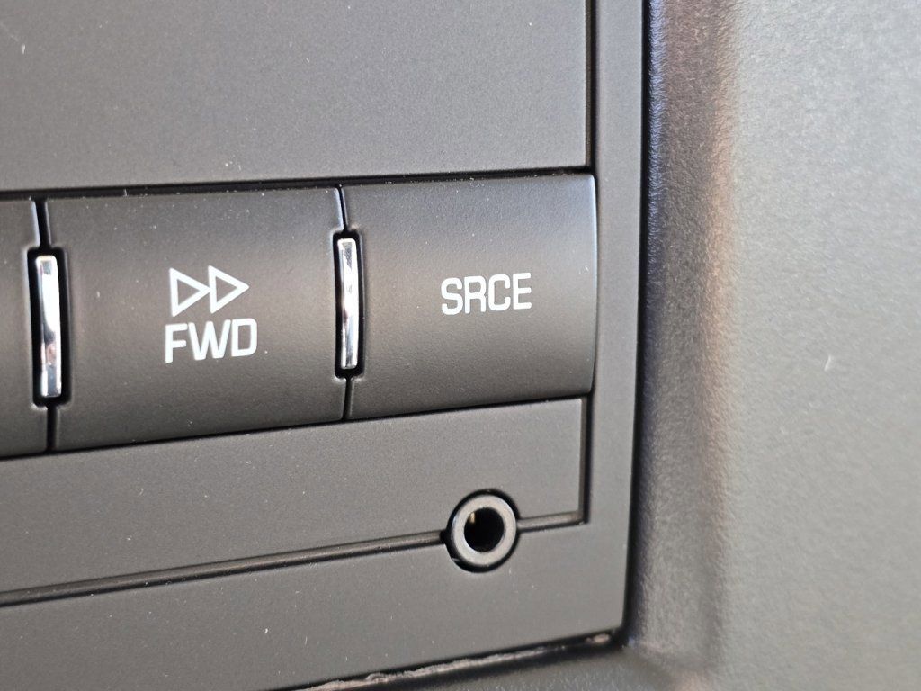 New 2026 Chevrolet Express 2500 Extended w/ Driver Convenience Package image 3