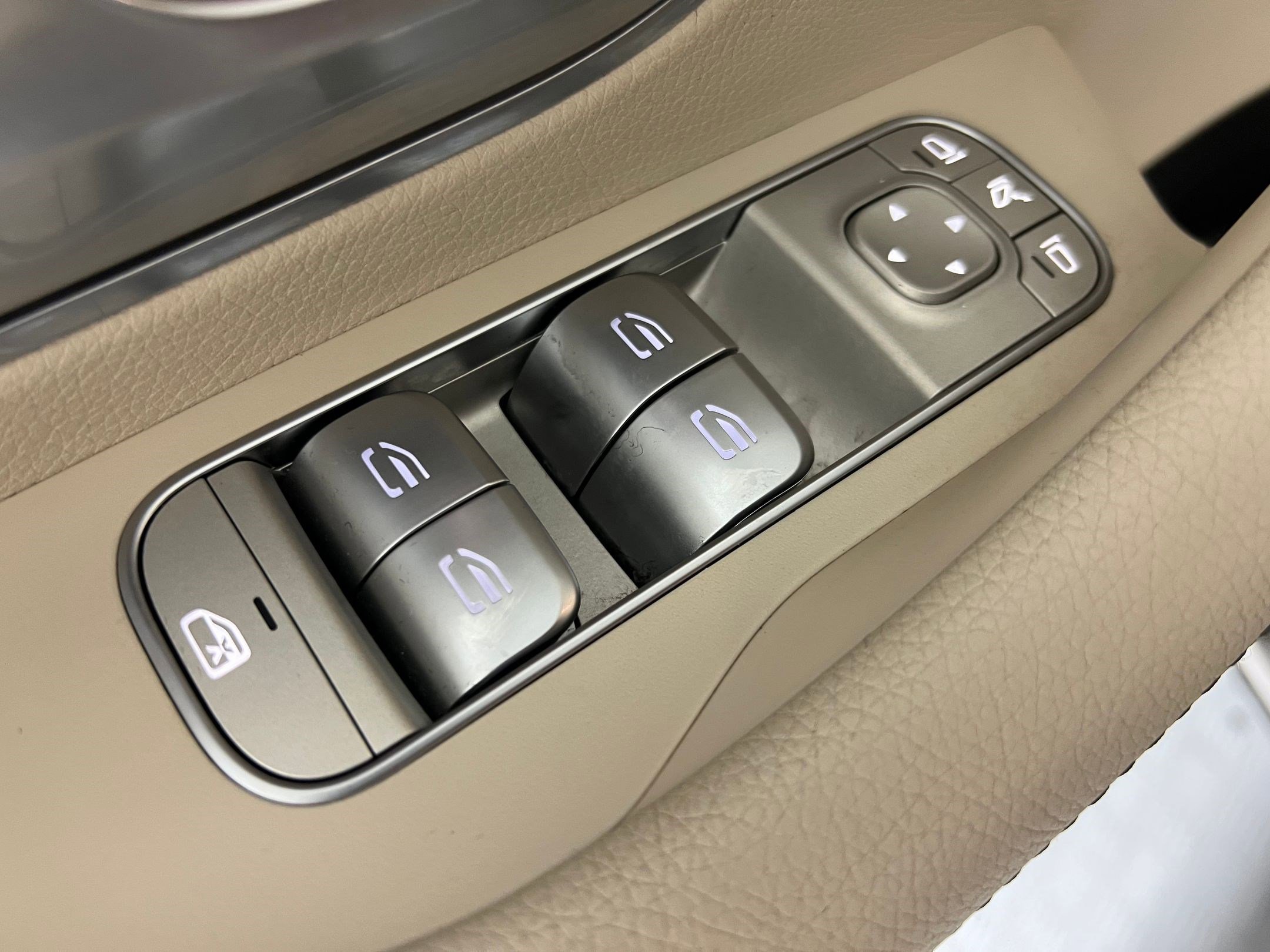 Used 2022 Mercedes-Benz GLE 350 image 25