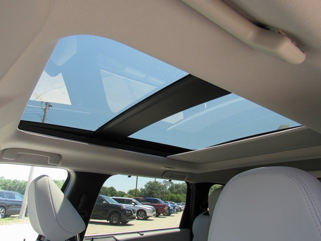 New 2025 Mitsubishi Outlander SEL image 14