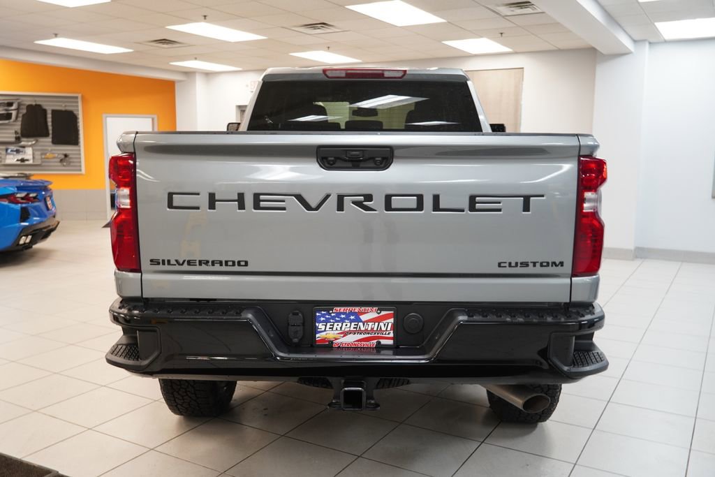 Used 2026 Chevrolet Silverado 2500 Custom w/ Custom Convenience Package image 8