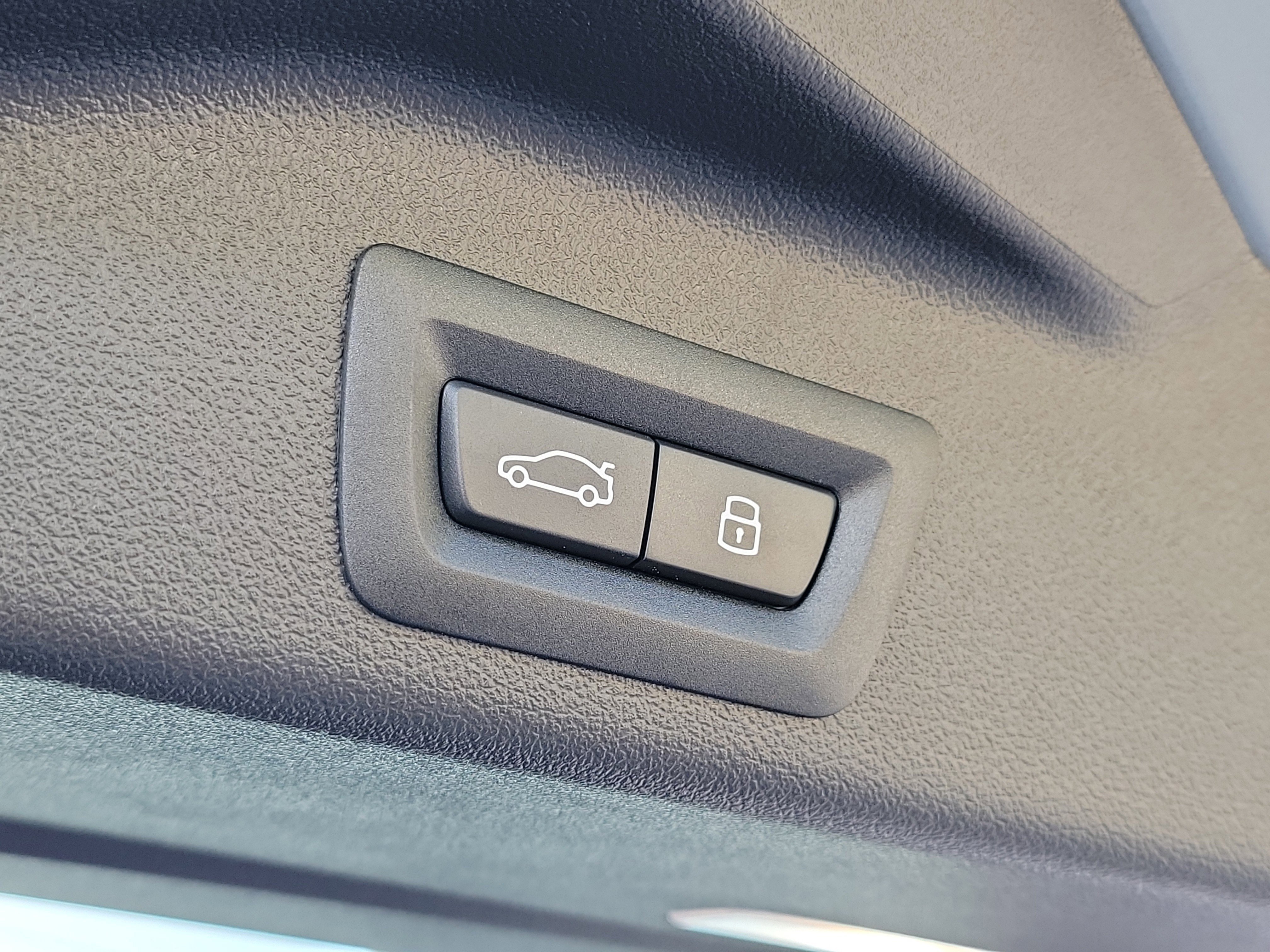 New 2026 BMW X5 xDrive40i w/ M Sport Package image 7