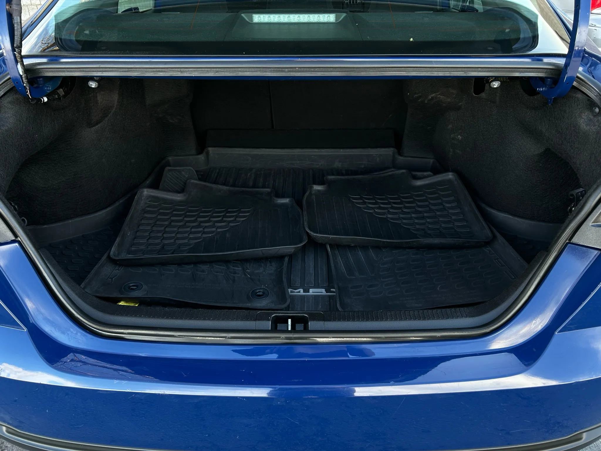 Used 2025 Toyota Camry LE image 15