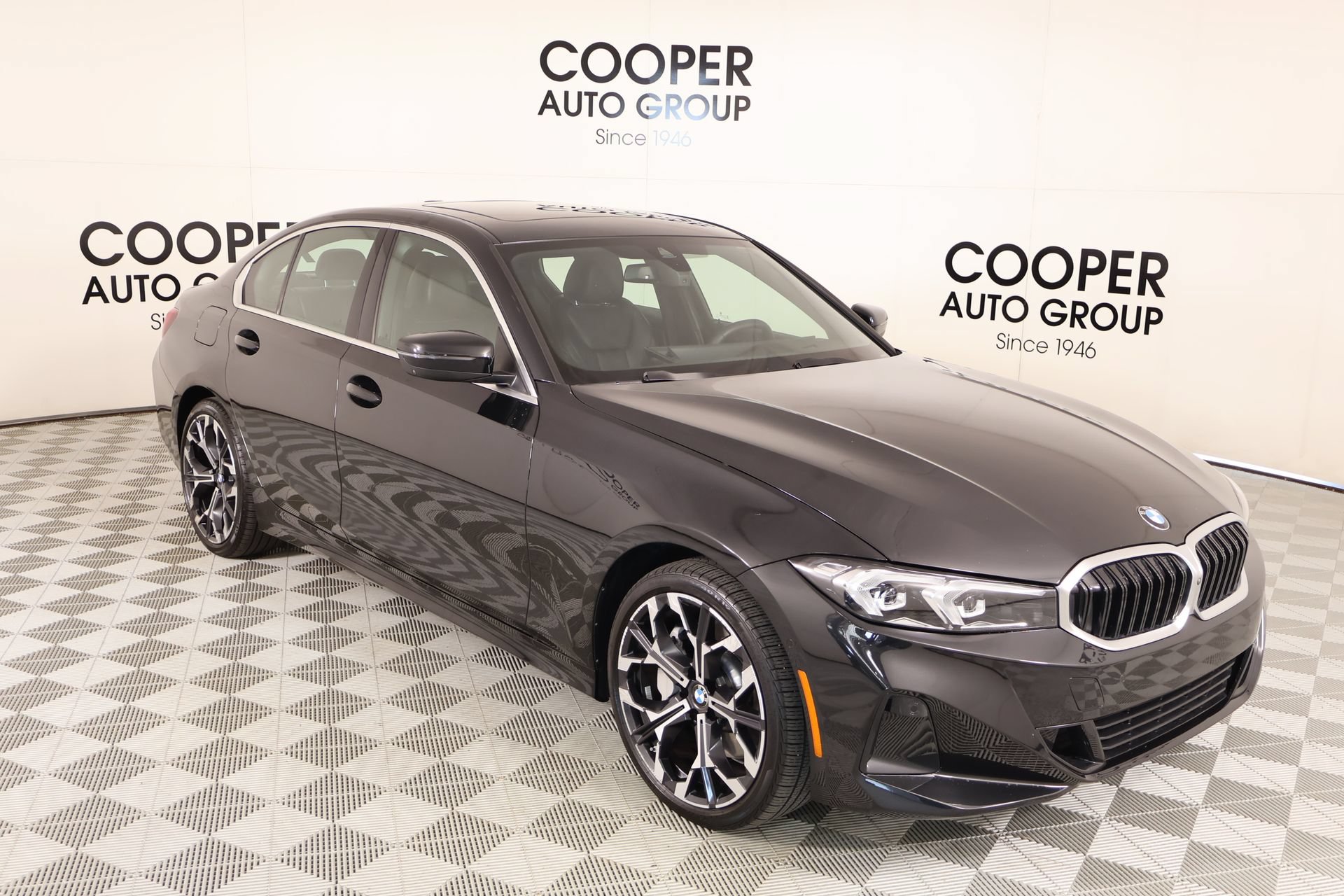 Used 2025 BMW 330i Sedan RWD video 1