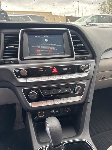 Used 2019 Hyundai Sonata SE image 11