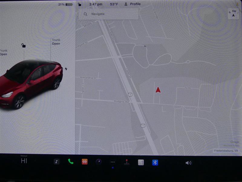 Used 2021 Tesla Model Y Long Range image 12