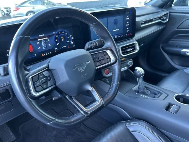 Used 2025 Ford Mustang Premium image 20
