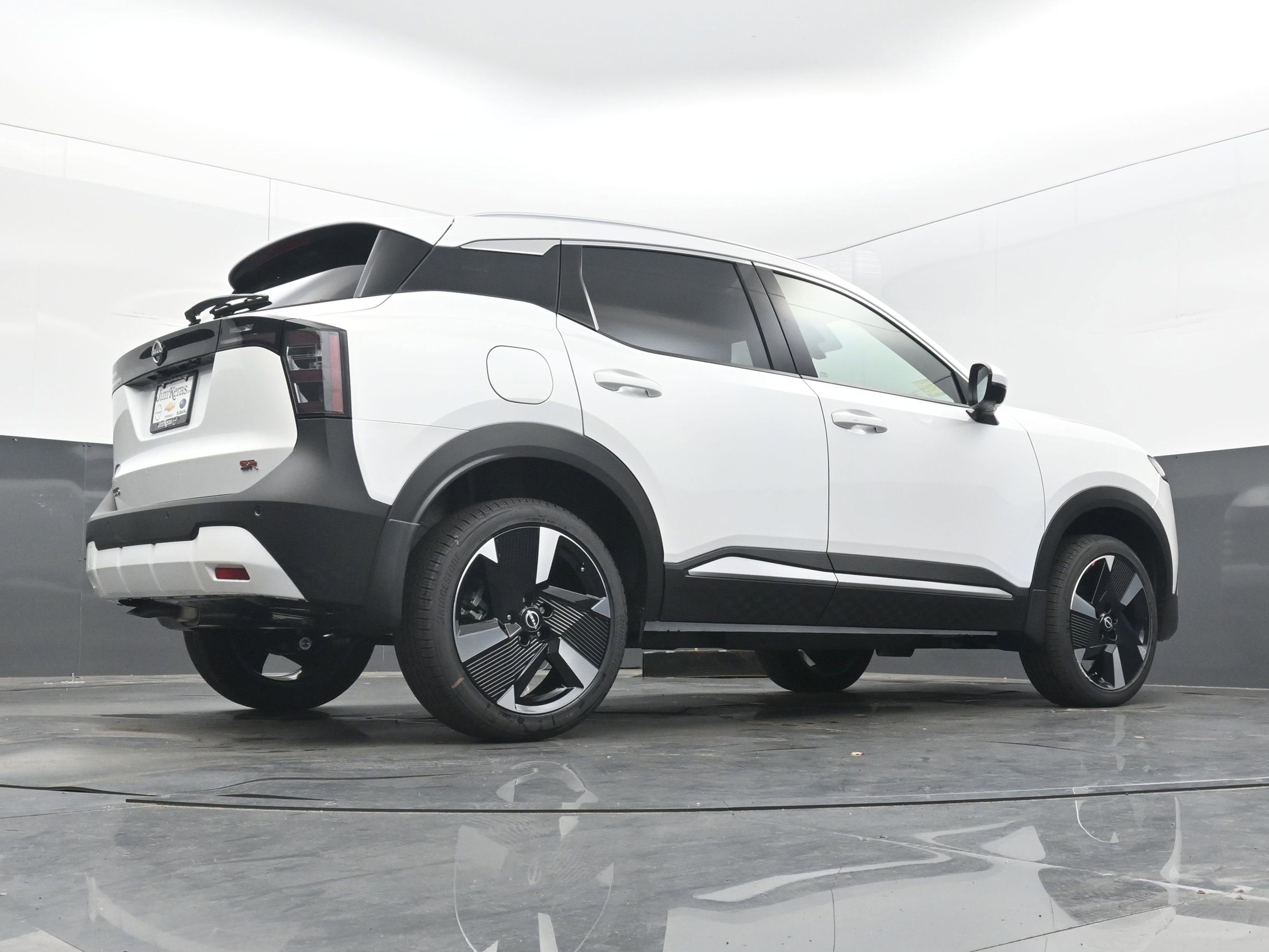 New 2025 Nissan Kicks SR image 28