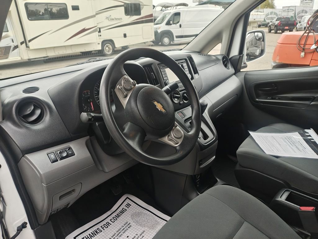 Used 2015 Chevrolet City Express LT w/ Technology Package FWD image 4