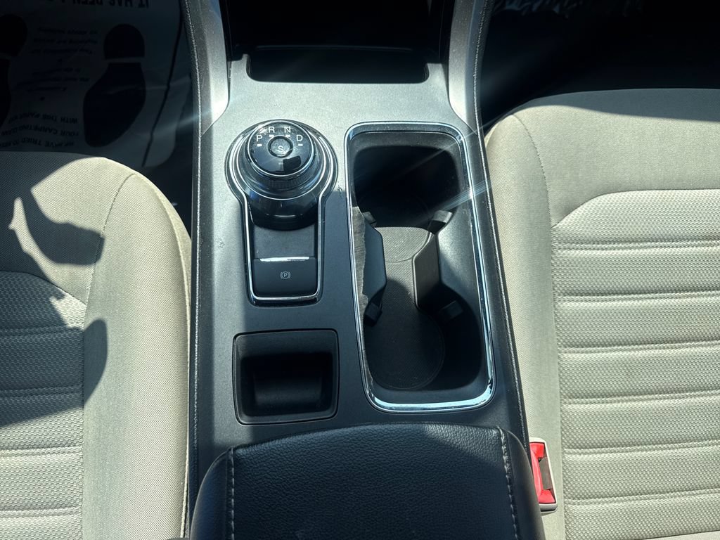 Used 2020 Ford Fusion SE AWD/4WD image 23