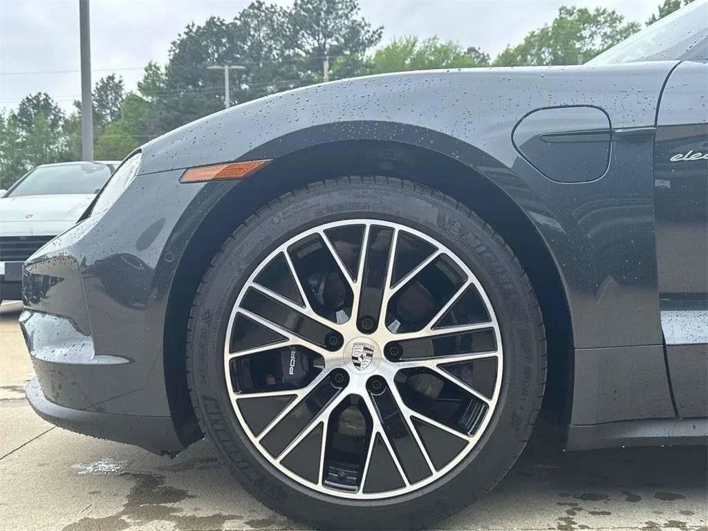 New 2025 Porsche Taycan image 72
