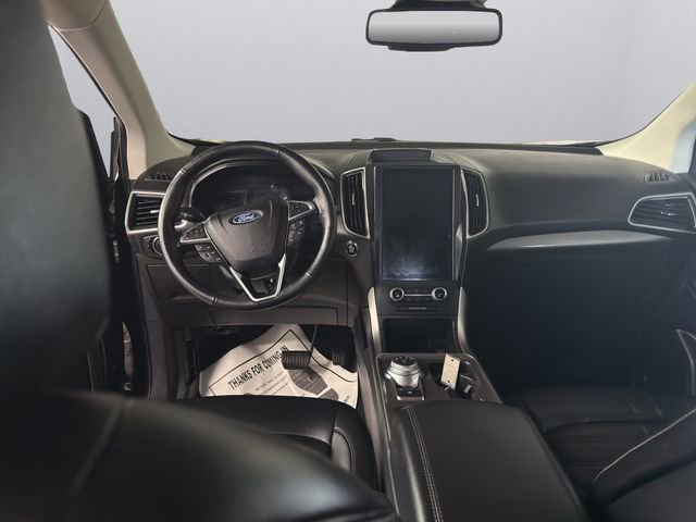 Used 2023 Ford Edge SEL image 14