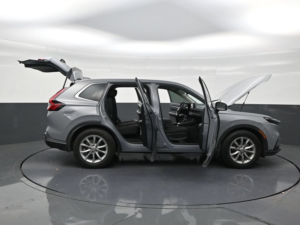 Used 2025 Honda CR-V EX image 29