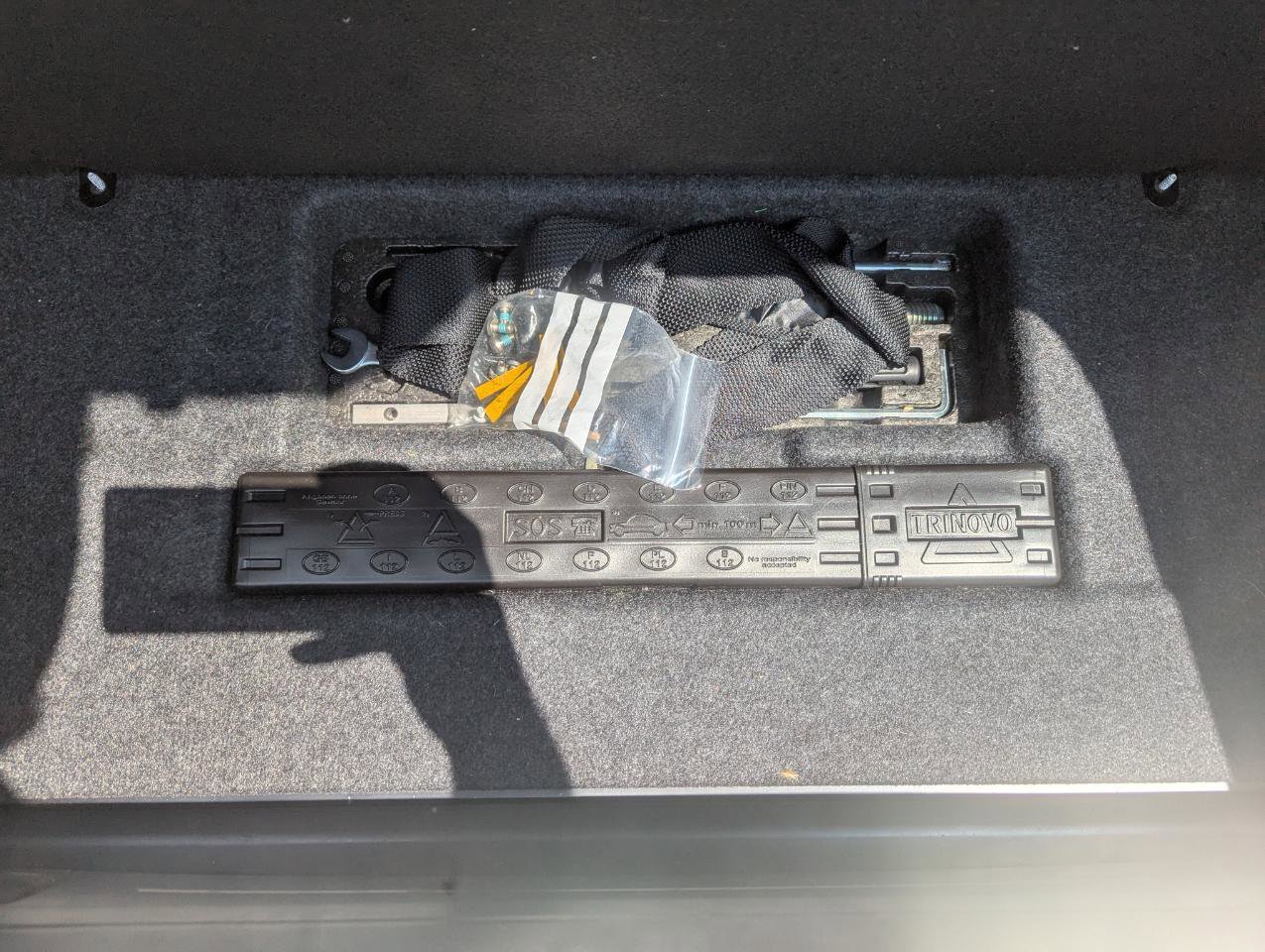 Used 2018 Rolls-Royce Dawn image 53