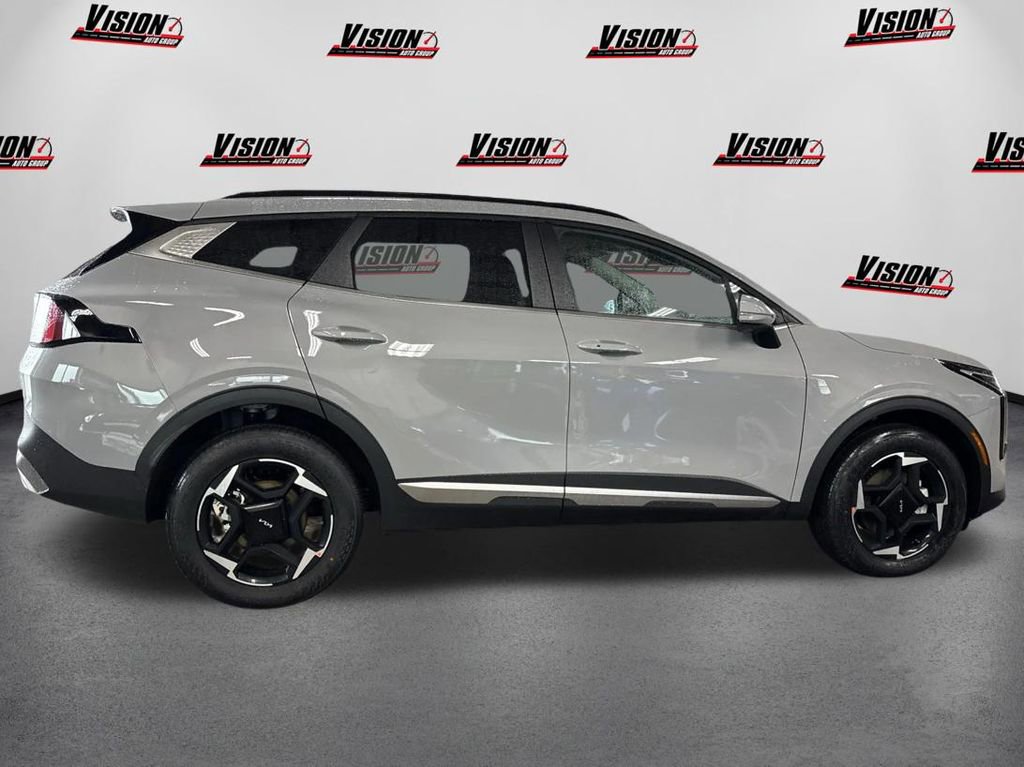 New 2026 Kia Sportage EX image 4