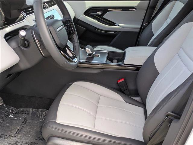 Certified 2026 Land Rover Range Rover Evoque Dynamic SE AWD/4WD image 17