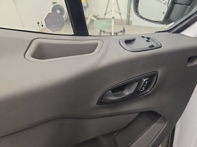 New 2026 Ford Transit 250 148 Medium Roof Extended AWD image 39