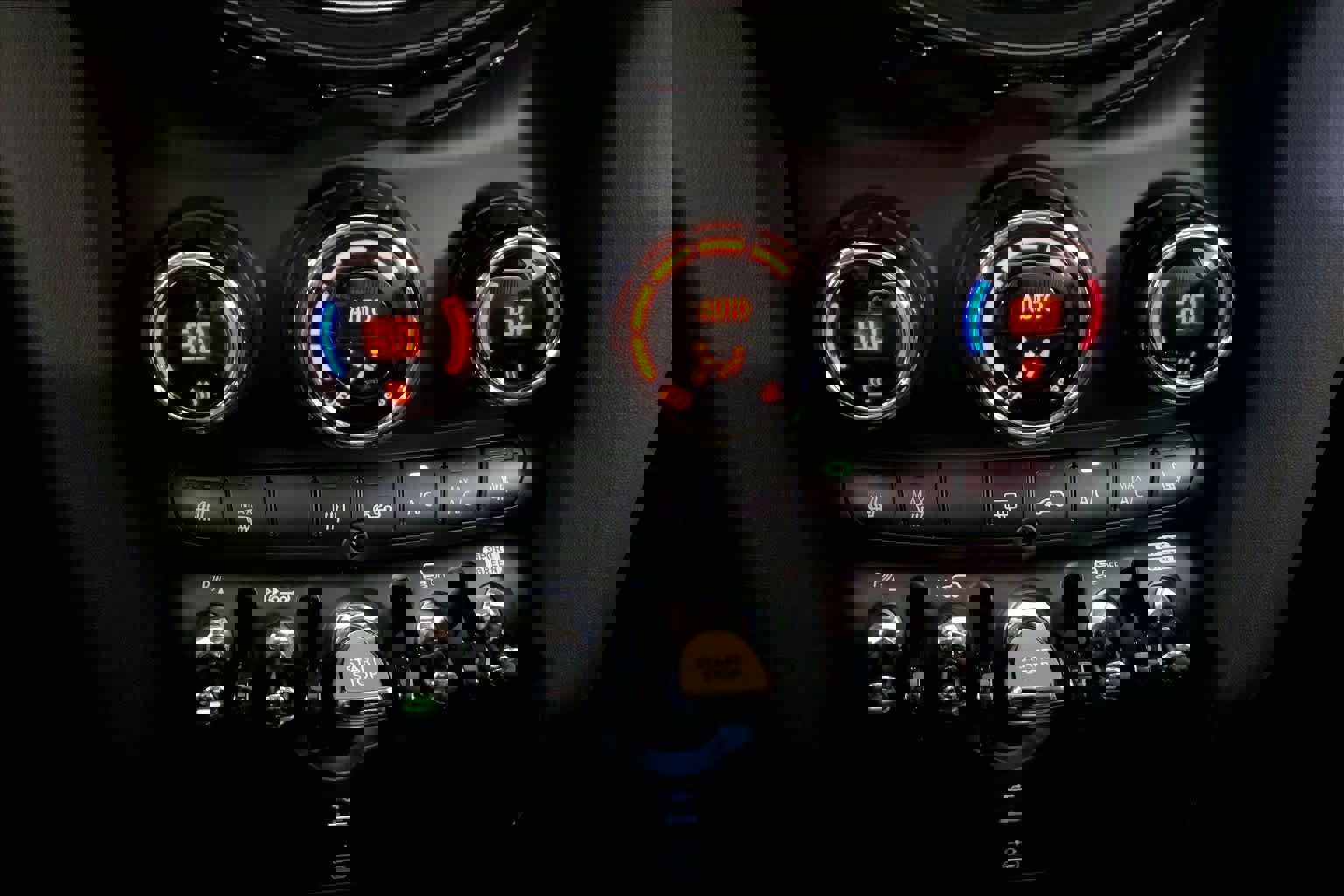 Certified 2024 MINI Cooper SE image 34