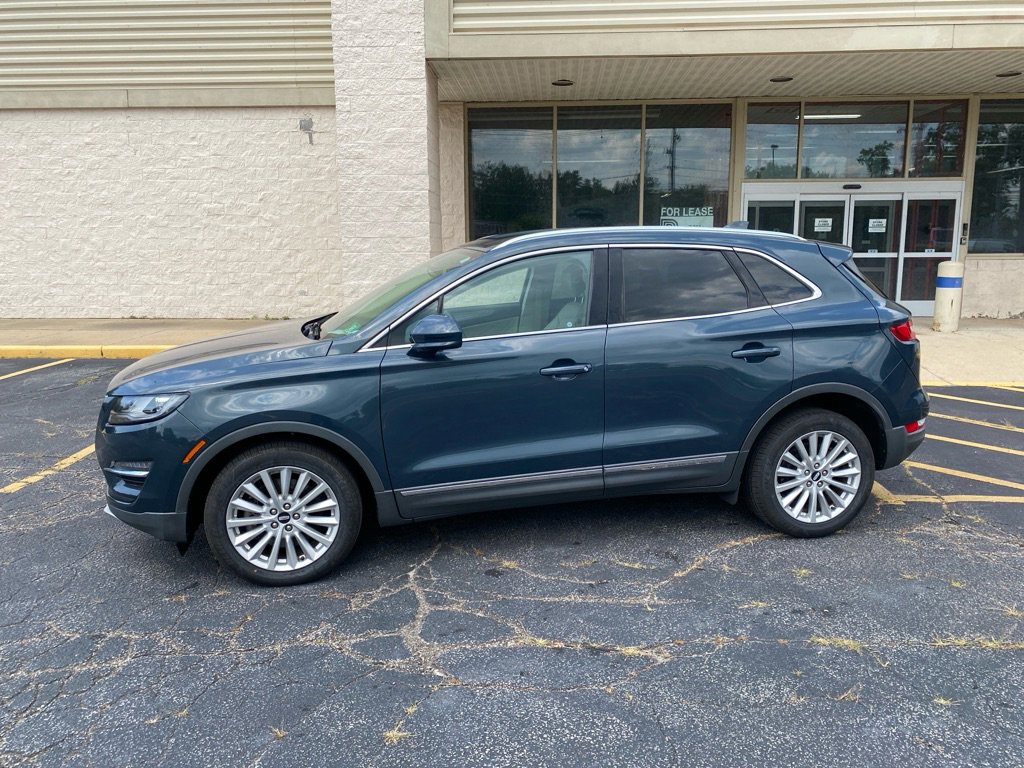 Used 2019 Lincoln MKC Premiere image 2