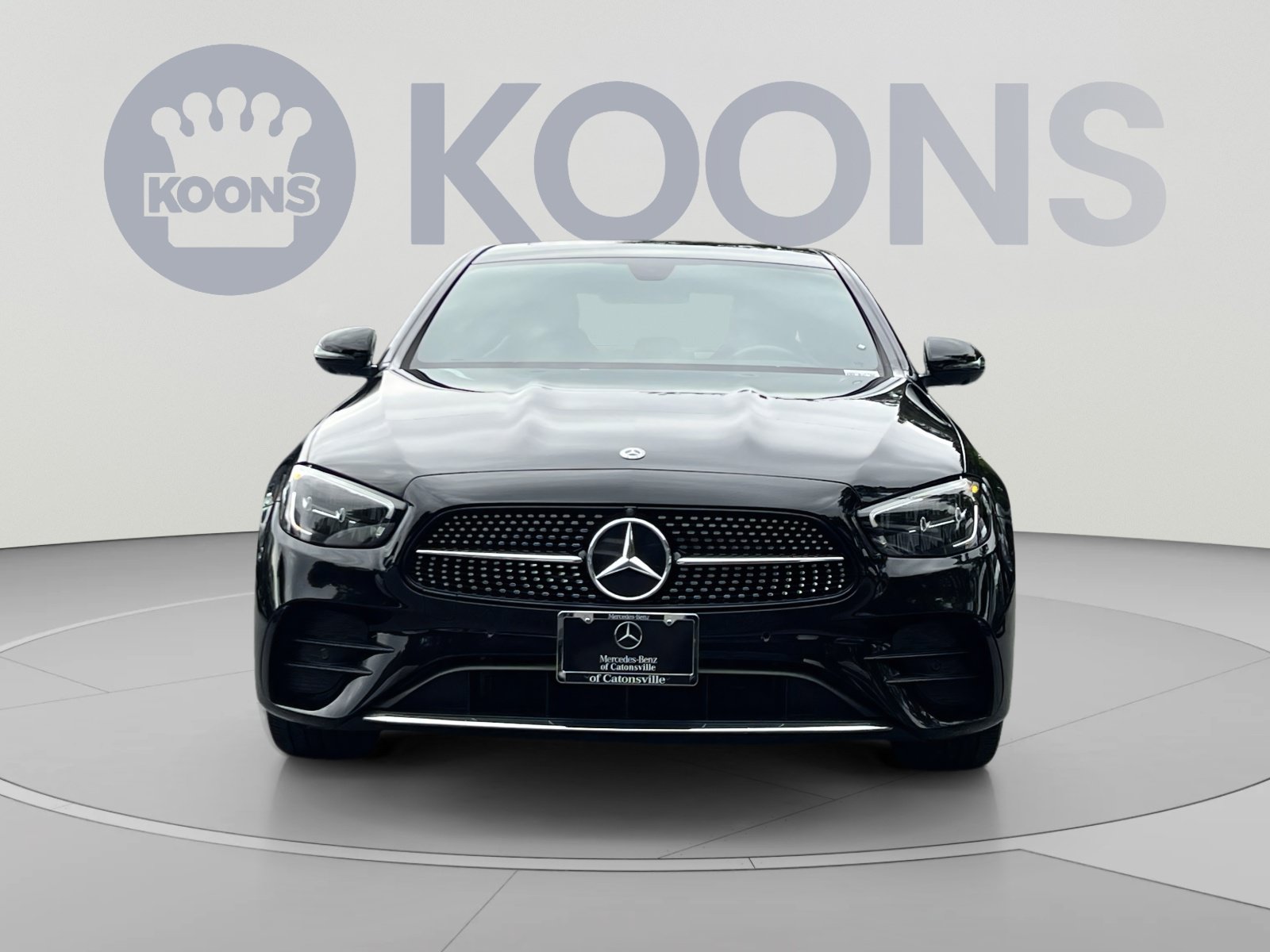Used 2021 Mercedes-Benz E 350 4MATIC Sedan image 4