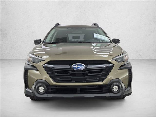 Used 2024 Subaru Outback Premium AWD/4WD image 2