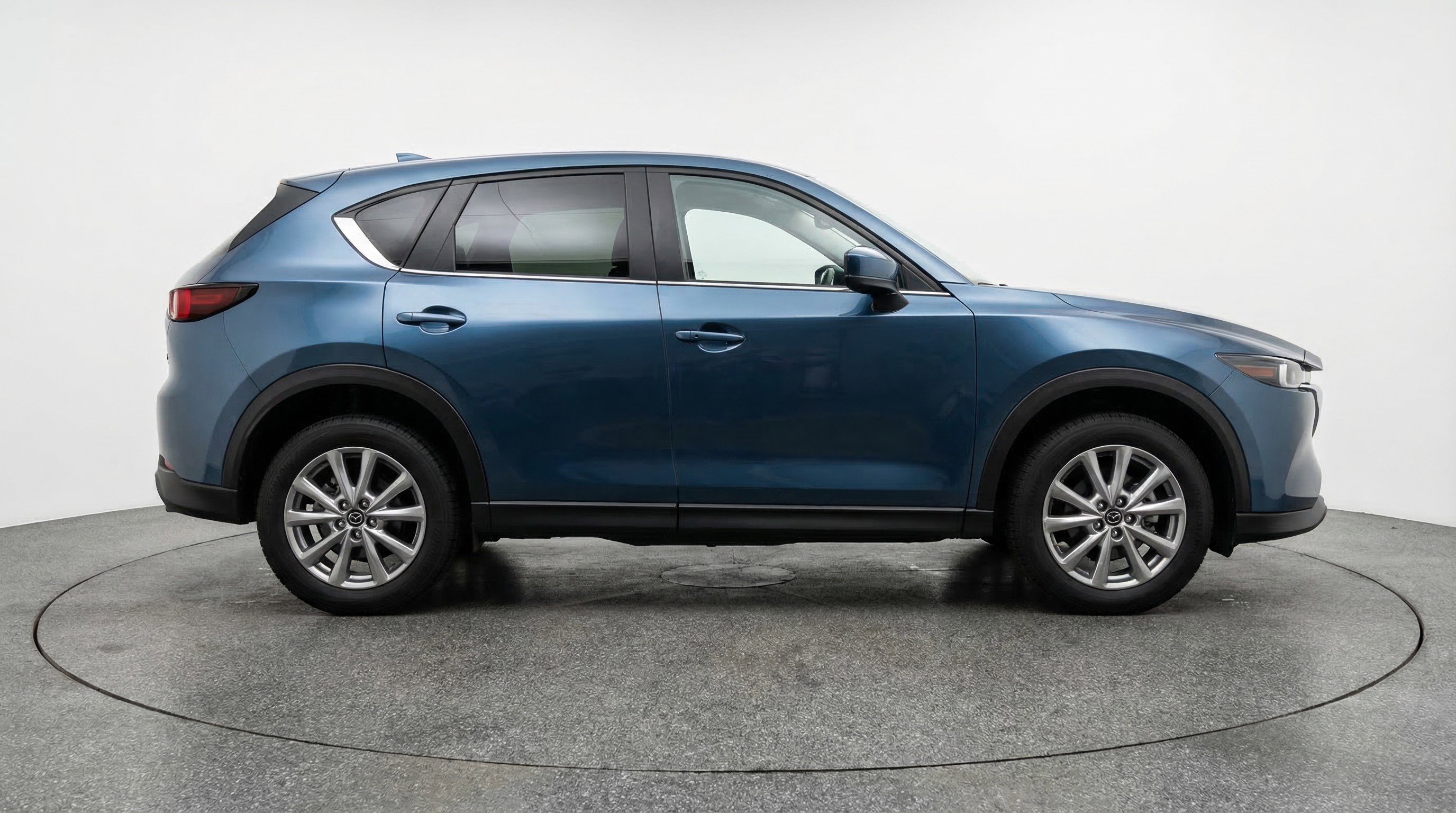 Used 2024 MAZDA CX-5 AWD 2.5 S w/ Select Package image 11