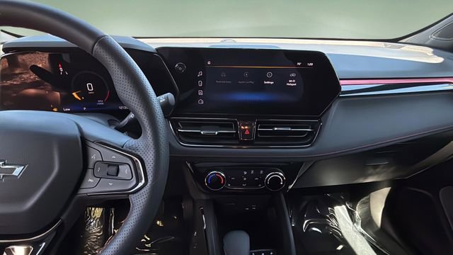 Used 2024 Chevrolet TrailBlazer RS image 13