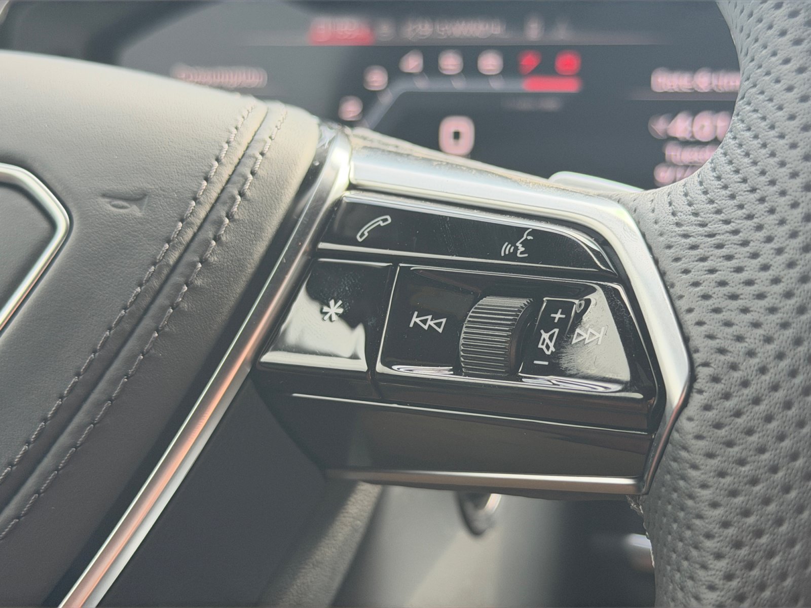 New 2027 Audi S8 AWD/4WD image 22