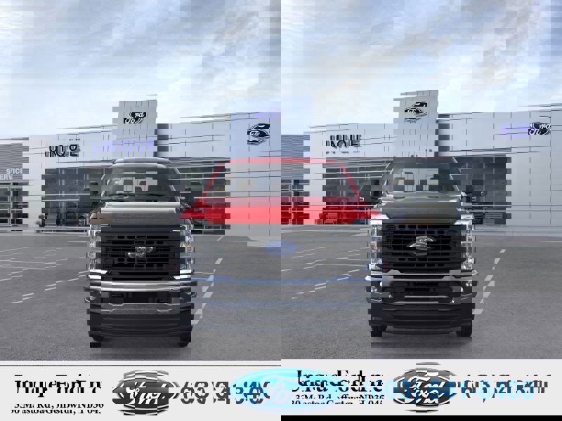 New 2026 Ford F250 XL w/ XL Chrome Package image 35