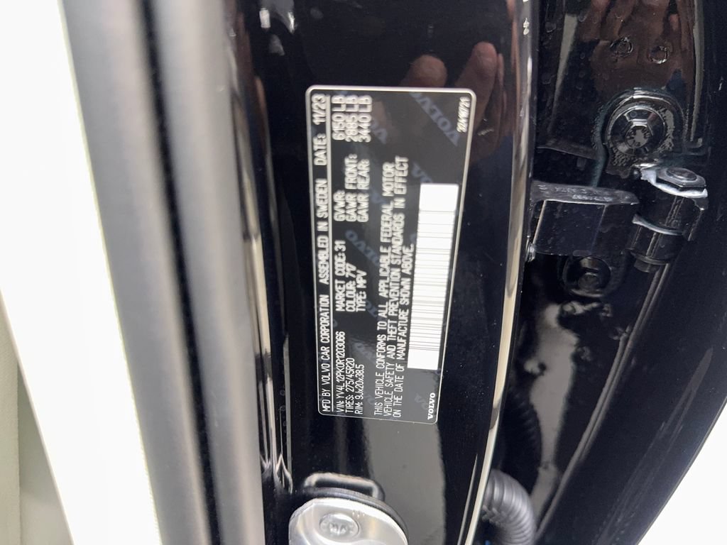 Used 2024 Volvo XC90 B5 Core w/ Protection Package Premier AWD/4WD image 93