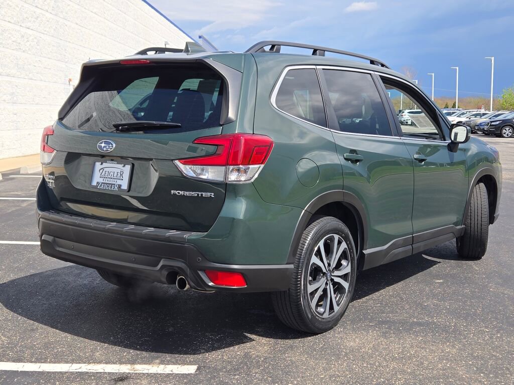 Certified 2023 Subaru Forester Limited AWD/4WD image 11