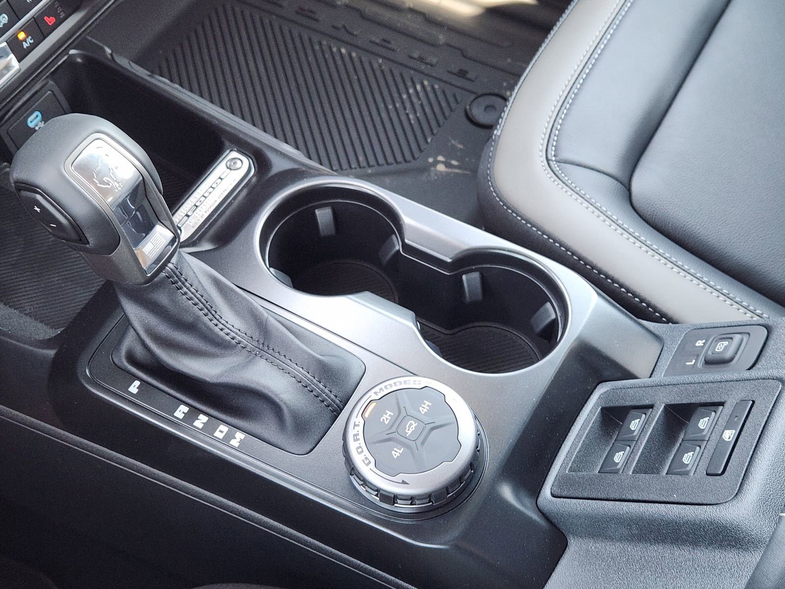 New 2025 Ford Bronco Outer Banks image 17