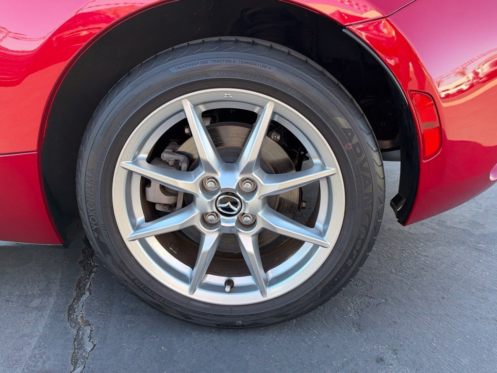 Used 2016 MAZDA MX-5 Miata Sport RWD image 16