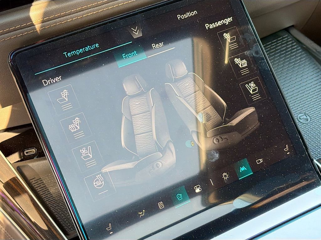 New 2026 Cadillac Escalade Luxury w/ Touring Package AWD/4WD image 21