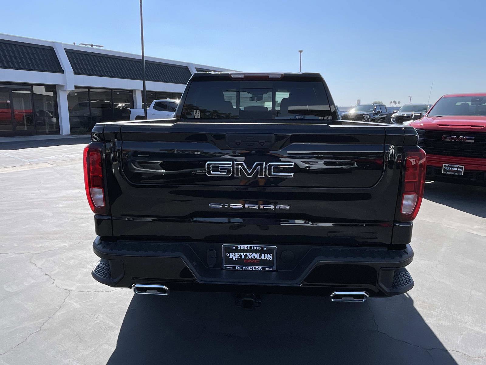 New 2026 GMC Sierra 1500 Elevation image 6