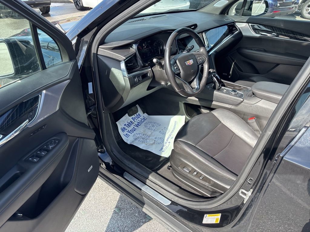 Certified 2023 Cadillac XT6 Premium Luxury image 26