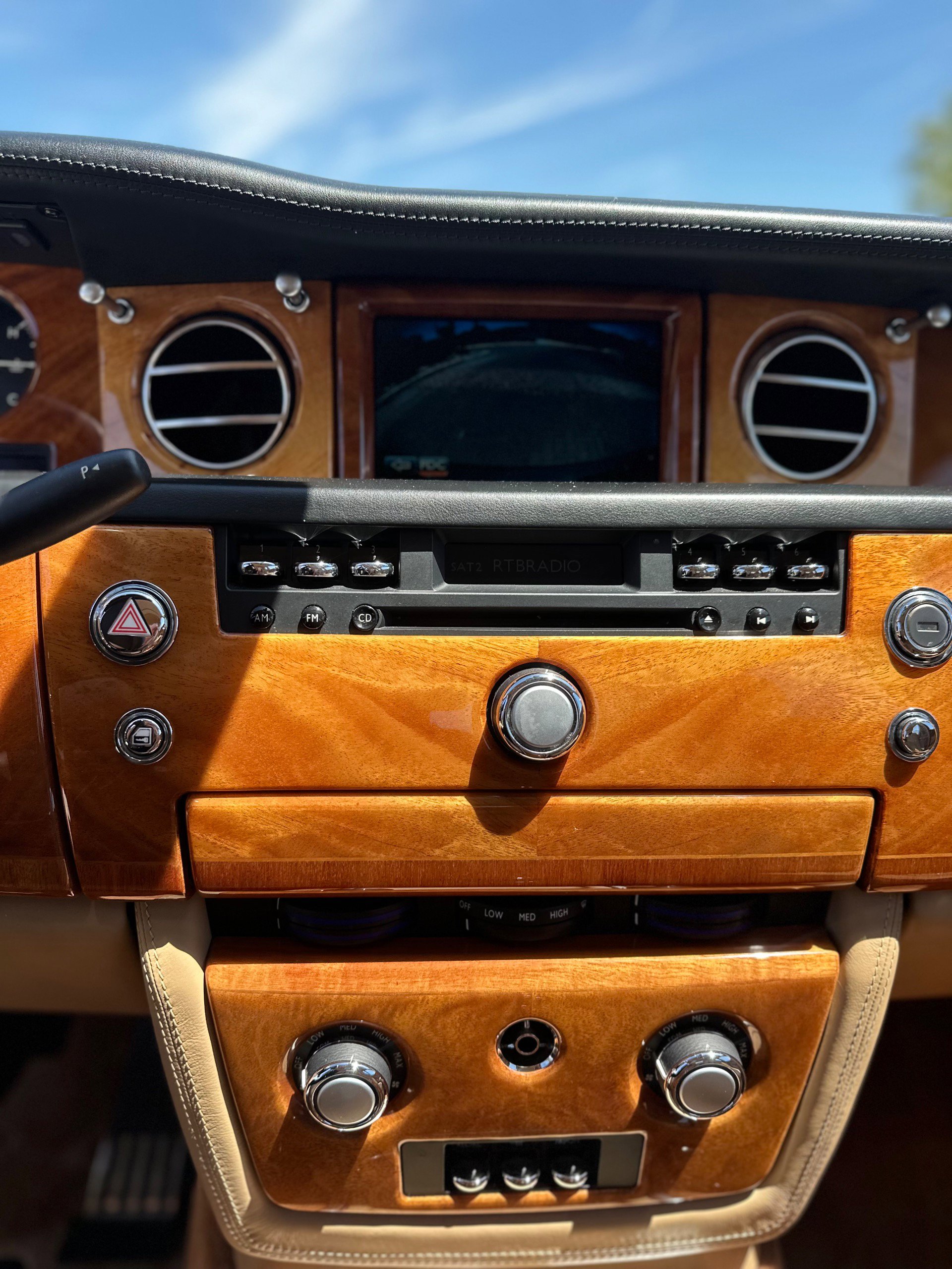 Used 2006 Rolls-Royce Phantom Sedan RWD image 33