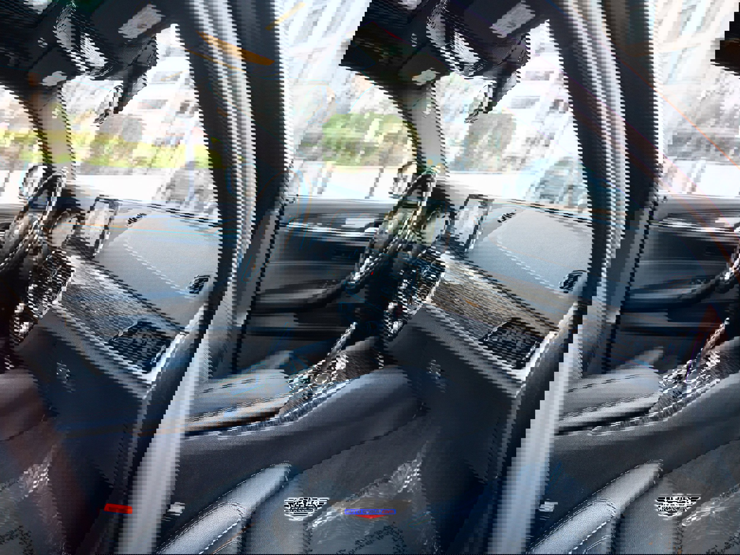 Used 2018 BMW 530e w/ Premium Package 2 image 15