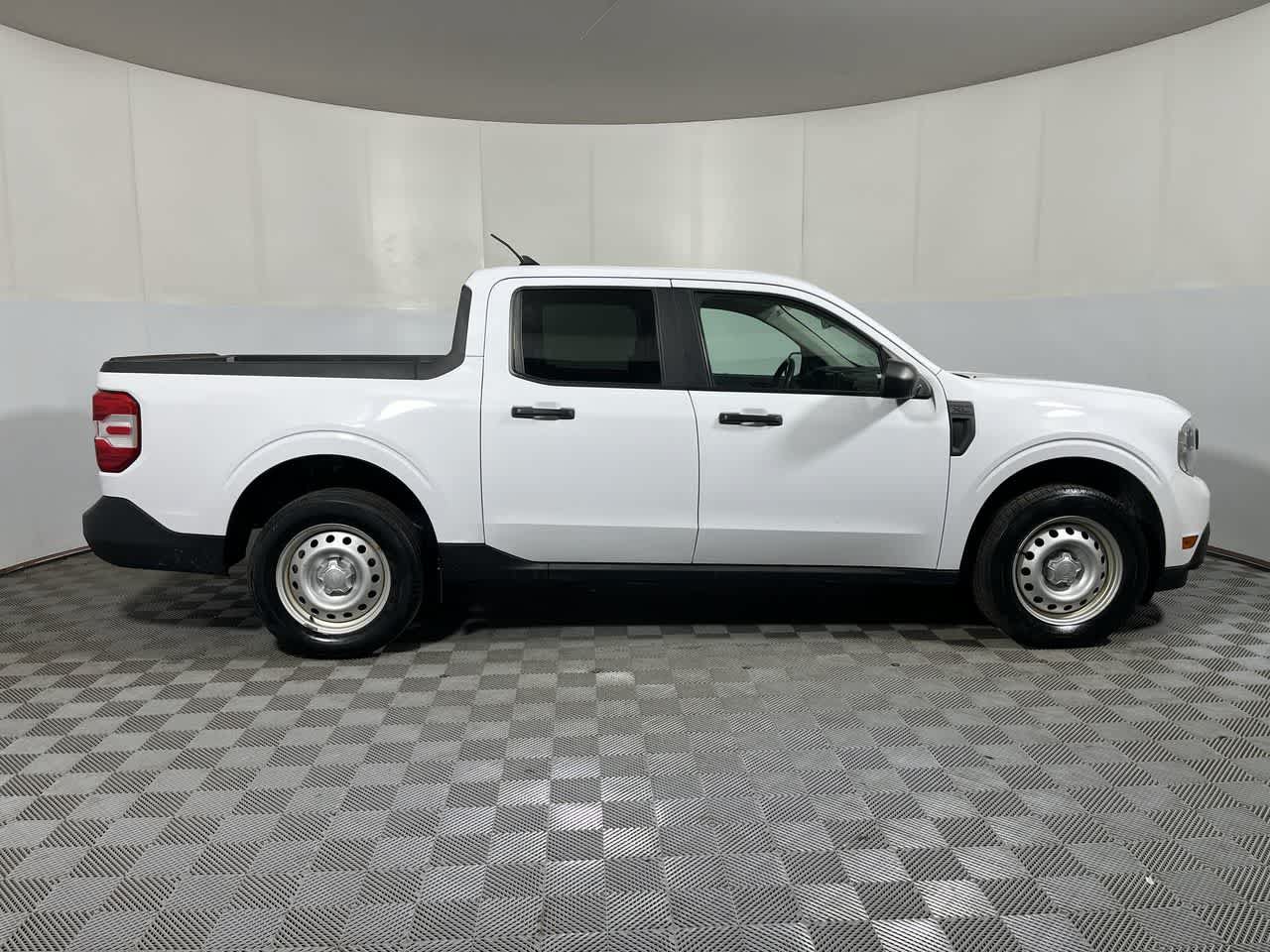 Used 2022 Ford Maverick XL w/ Equipment Group 100A Standard AWD/4WD image 9