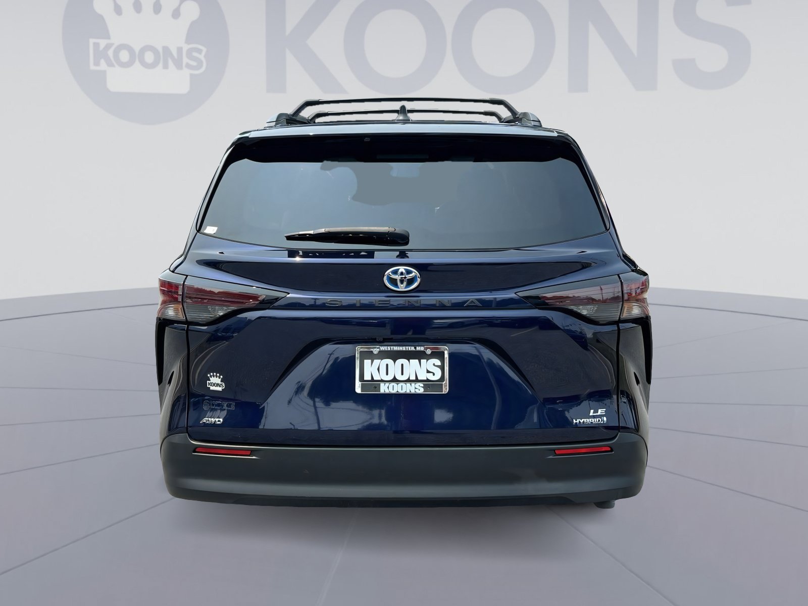 Used 2023 Toyota Sienna LE AWD/4WD image 5