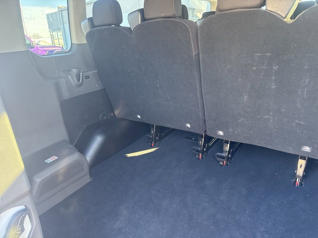 Used 2023 Ford Transit 350 XLT image 29
