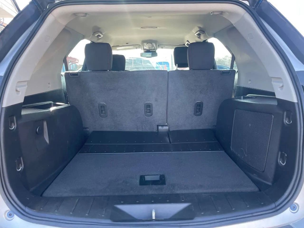 Used 2013 Chevrolet Equinox LS image 29