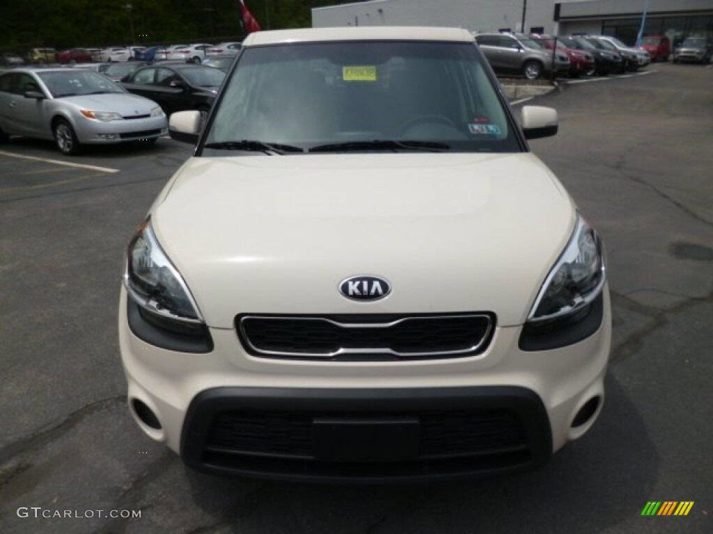 Used 2013 Kia Soul image 2
