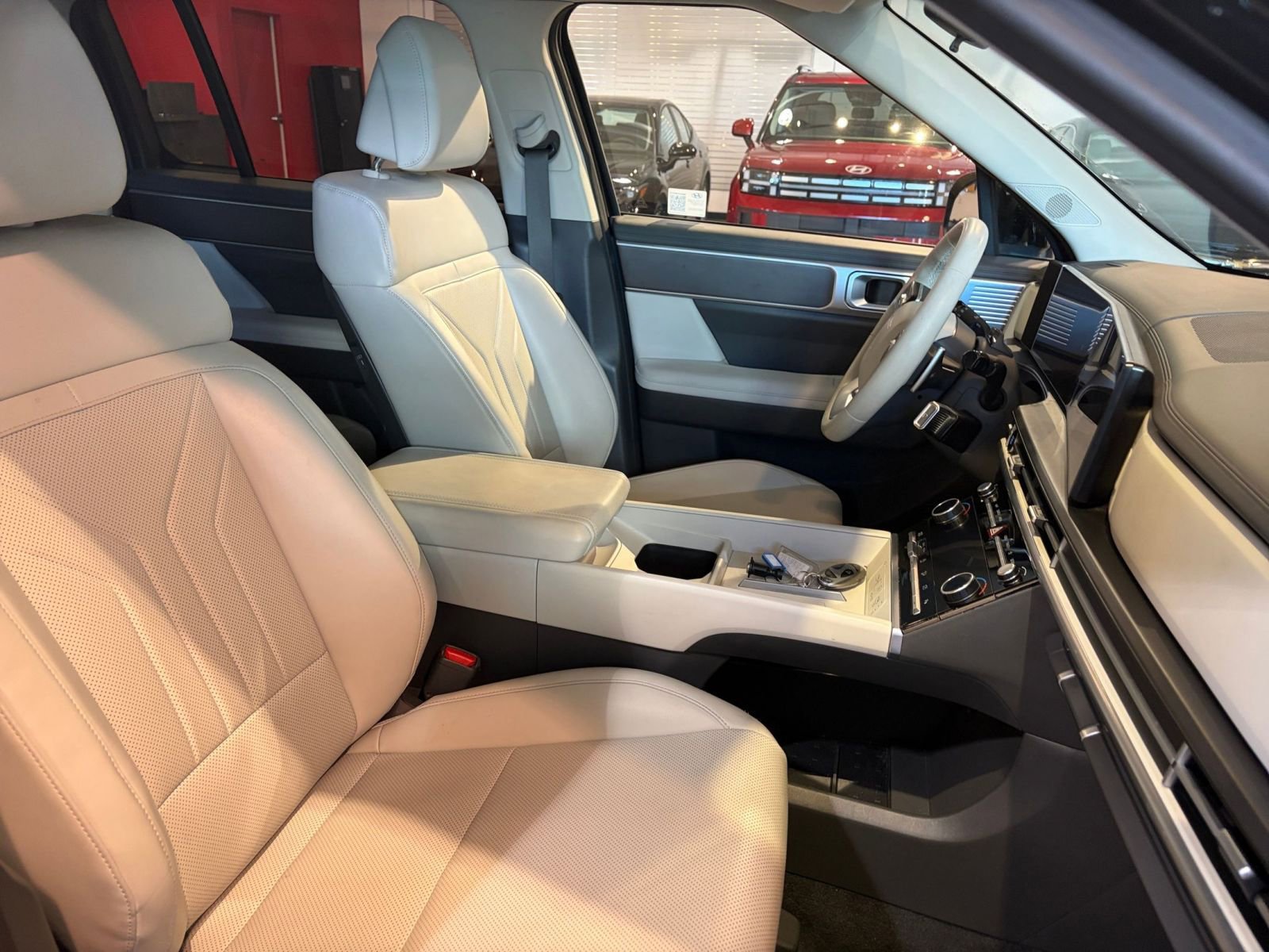 Used 2025 Hyundai Santa Fe SEL image 37