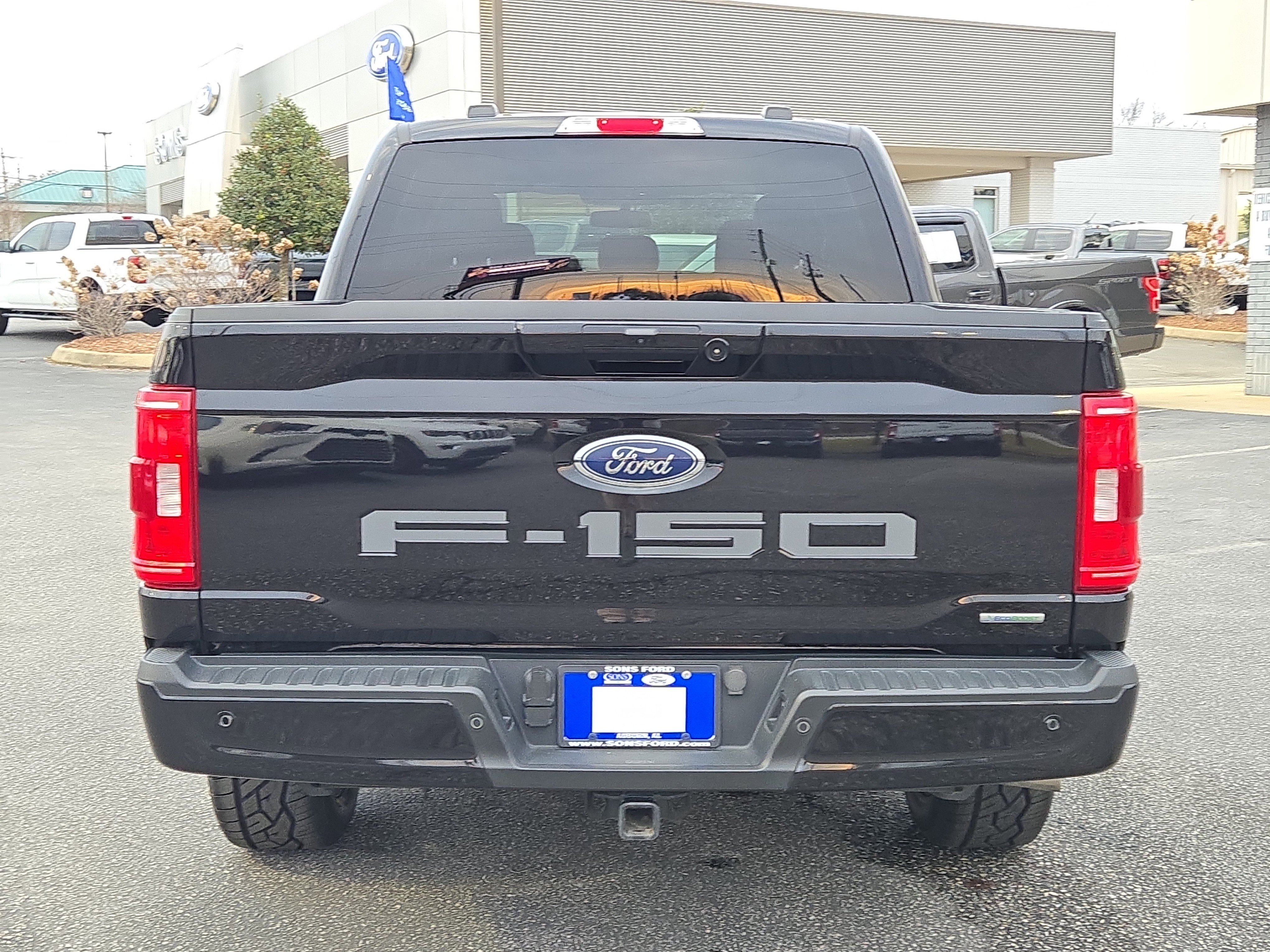 Certified 2023 Ford F150 XLT w/ Equipment Group 302A High image 8