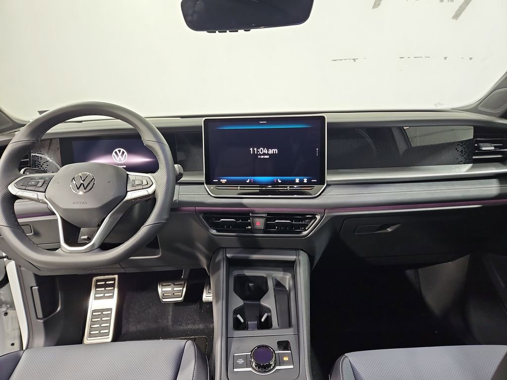 New 2026 Volkswagen Tiguan SE R-Line image 17